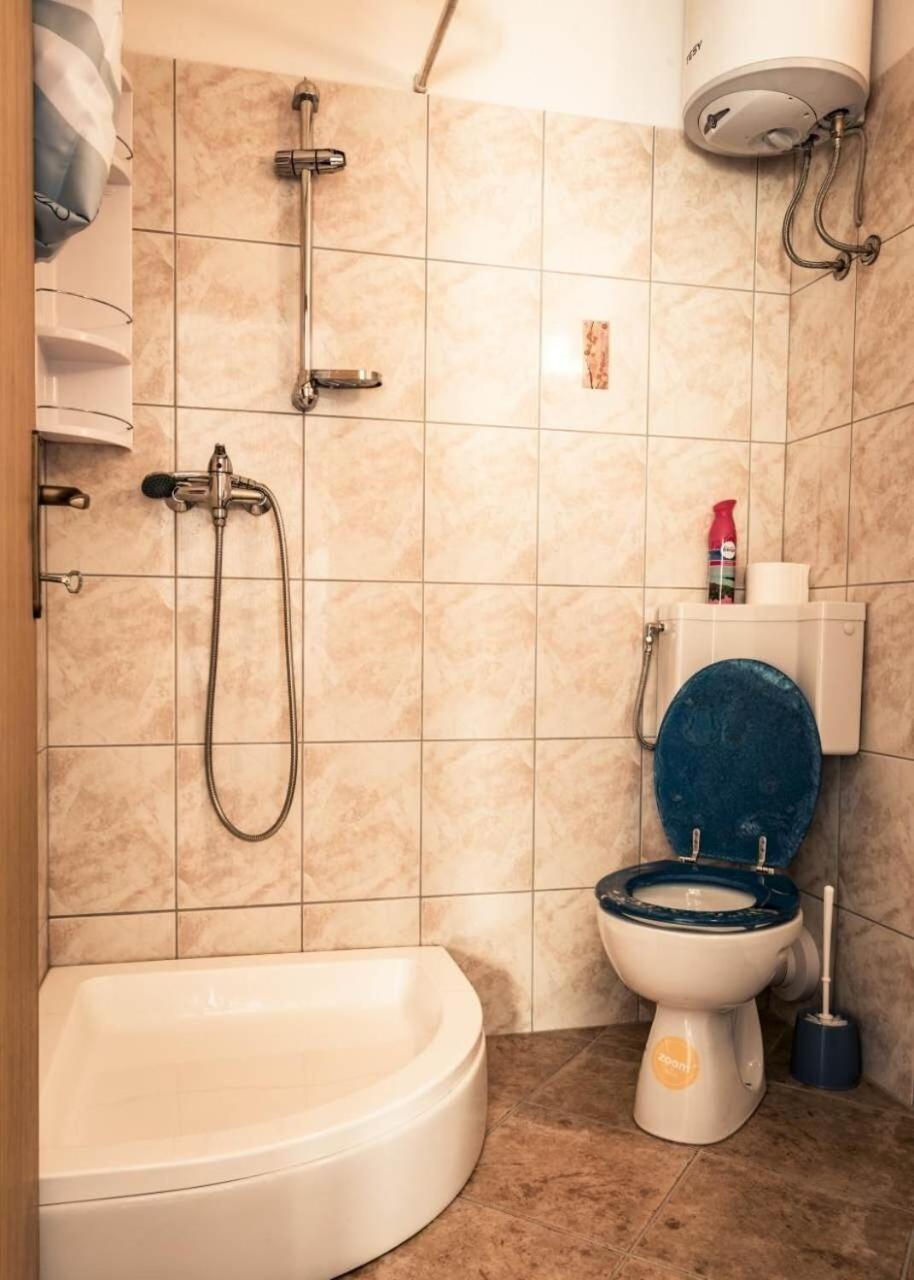 Apartment Toma Lukovo Šugarje Exterior foto